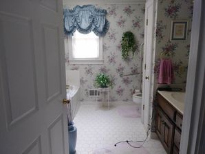 Before and After Master Bath Remodeling in Monroe, GA (1)